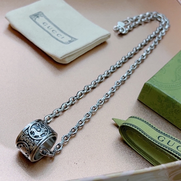 Gucci's new Anger Forest necklace - Picture 3 of 4